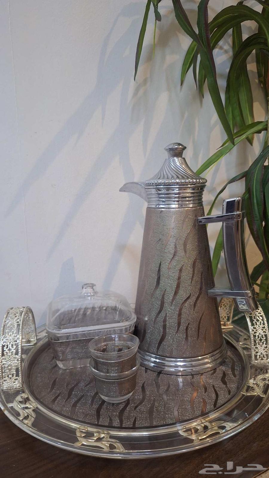 طقم ترمس قهوه وفناجيل وعلبة للتمر64562249506690112