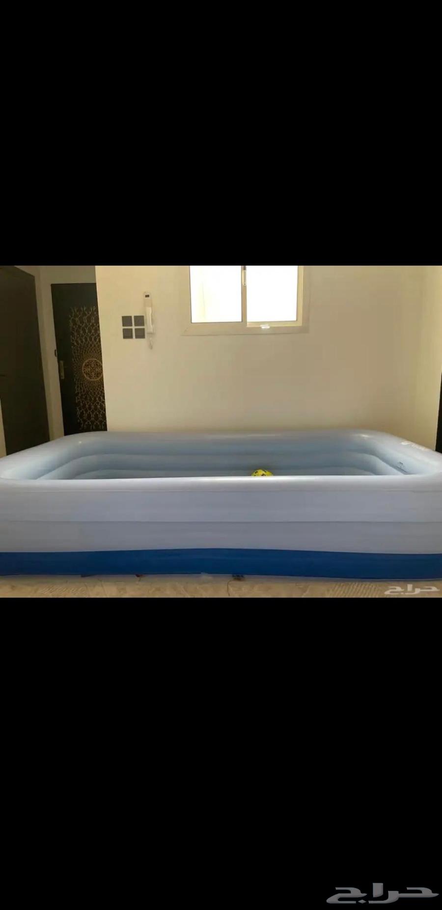 Swimming pool64555672985601110