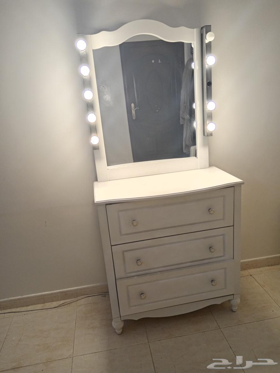 تسريحه نظيفه وبحاله جيده للبيع ب 35064554160773122111