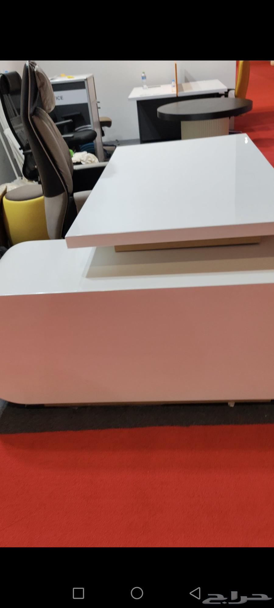 Reception desk with chair64556211793153110