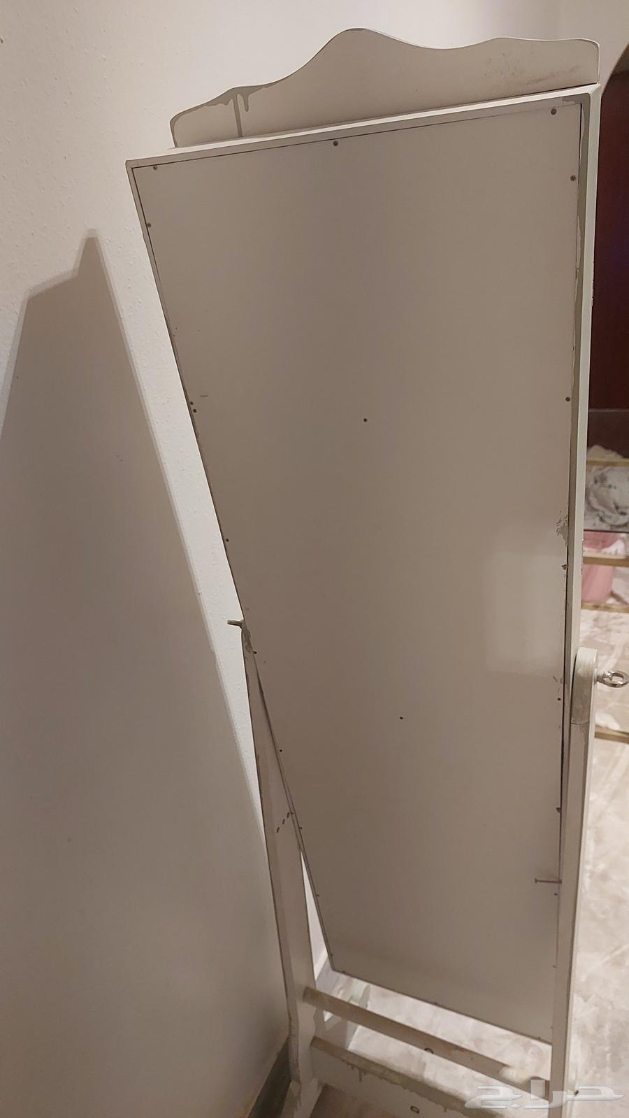 دولاب اكسسوارات للبيع ب50 ريال64559855431810112