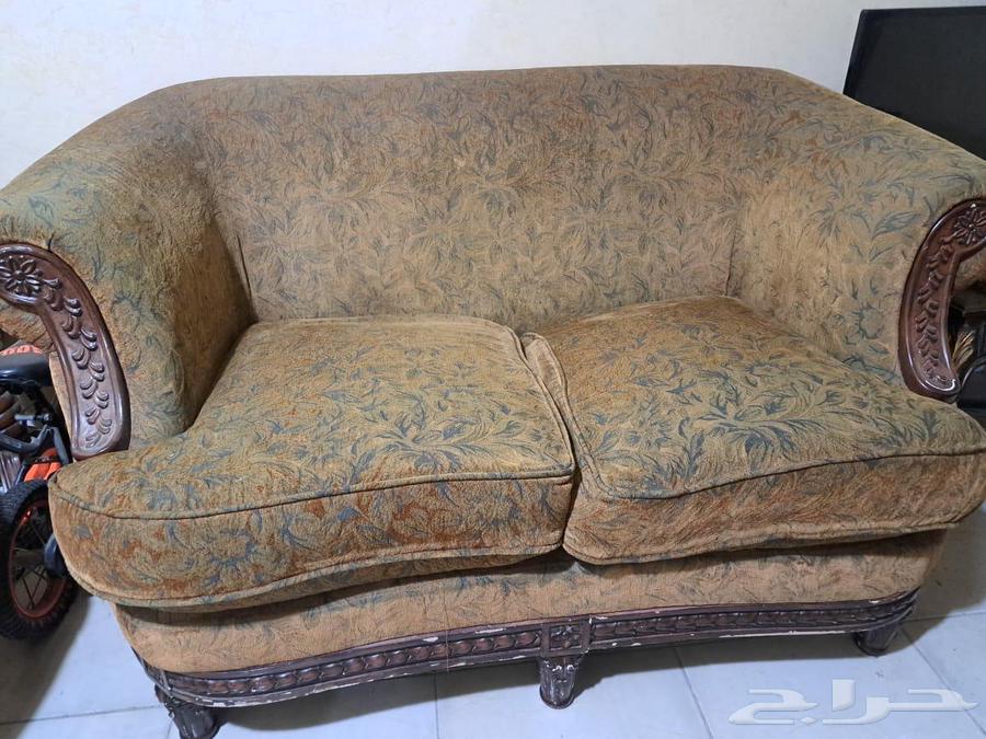 كنب عدد ثلاث قطع ماليزي64553666361475111