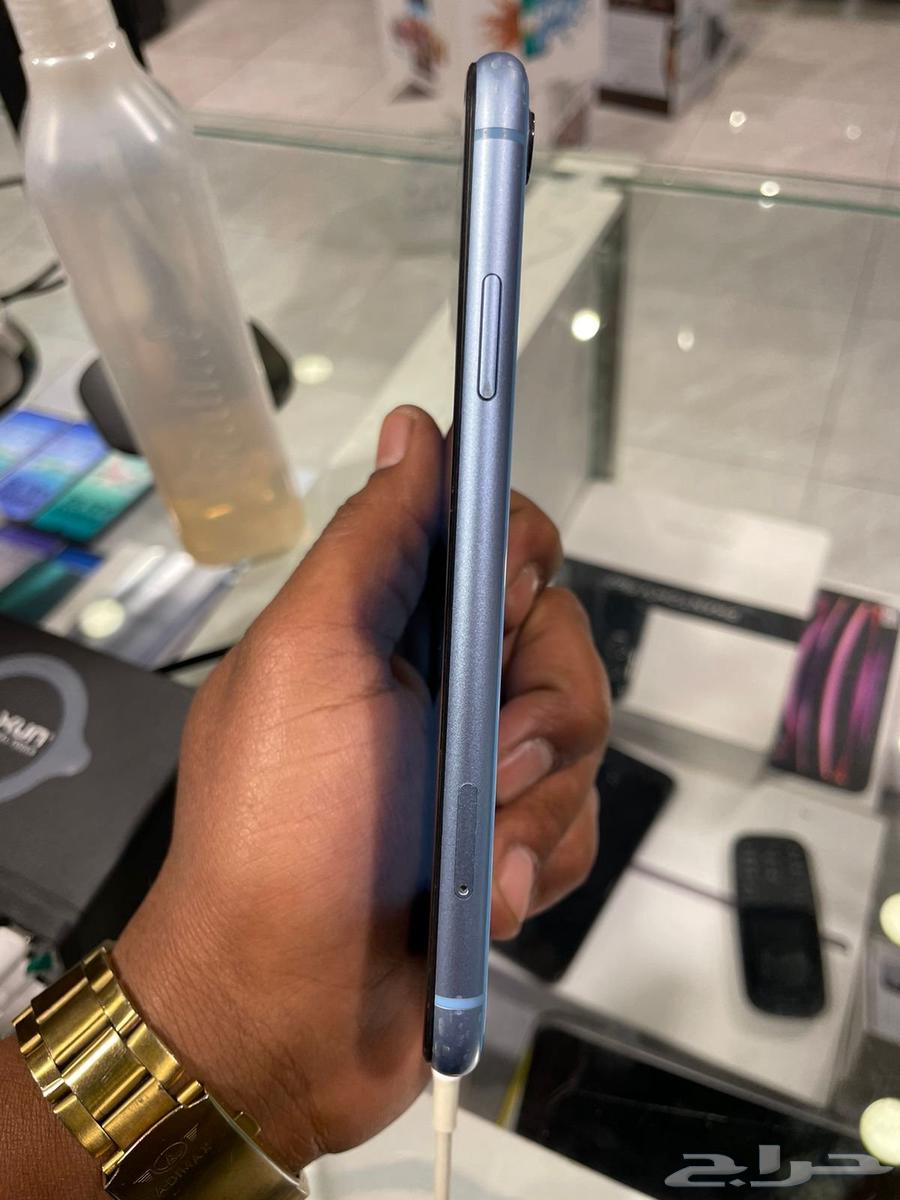 iPhone XR 128GB, screen replaced, clean64559701585154111