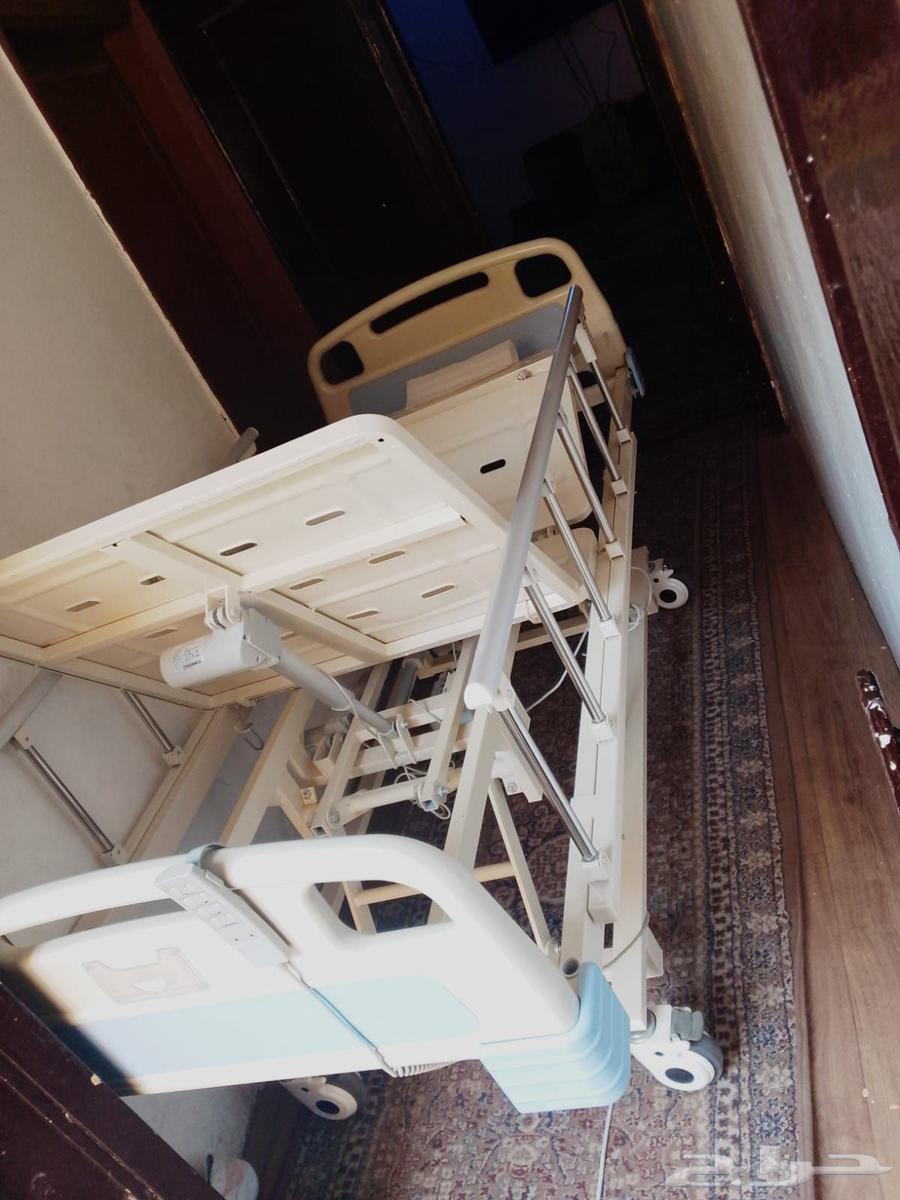 سرير كهربائي متحرك للبيع64559996031747113