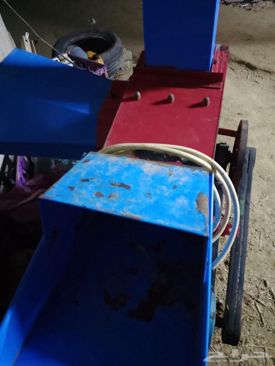 مكينة جاروشة أعلاف بحالة ممتازة64560614200450110