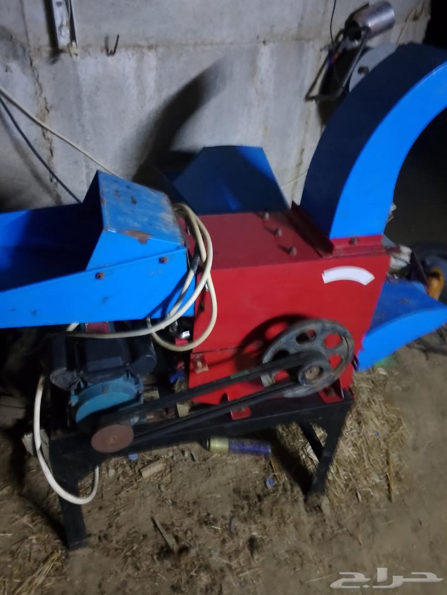 مكينة جاروشة أعلاف بحالة ممتازة64560614200450112