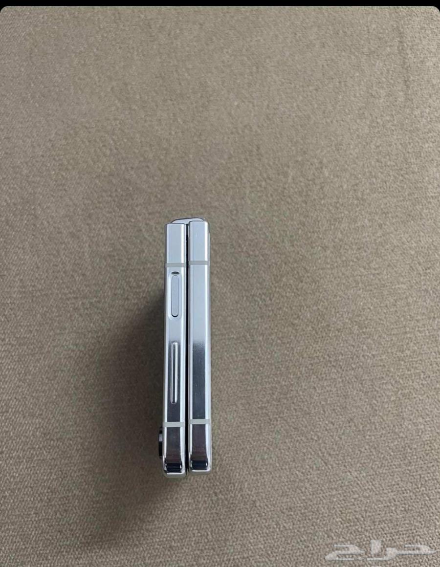 سامسونج زد فليب 5 بذاكرة 8 و25664562023808003112