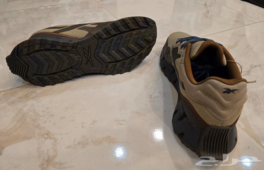 ريبوك. حذاء رياضي مقاس 43. جديد. أصلي فيتنامي64558197605761113