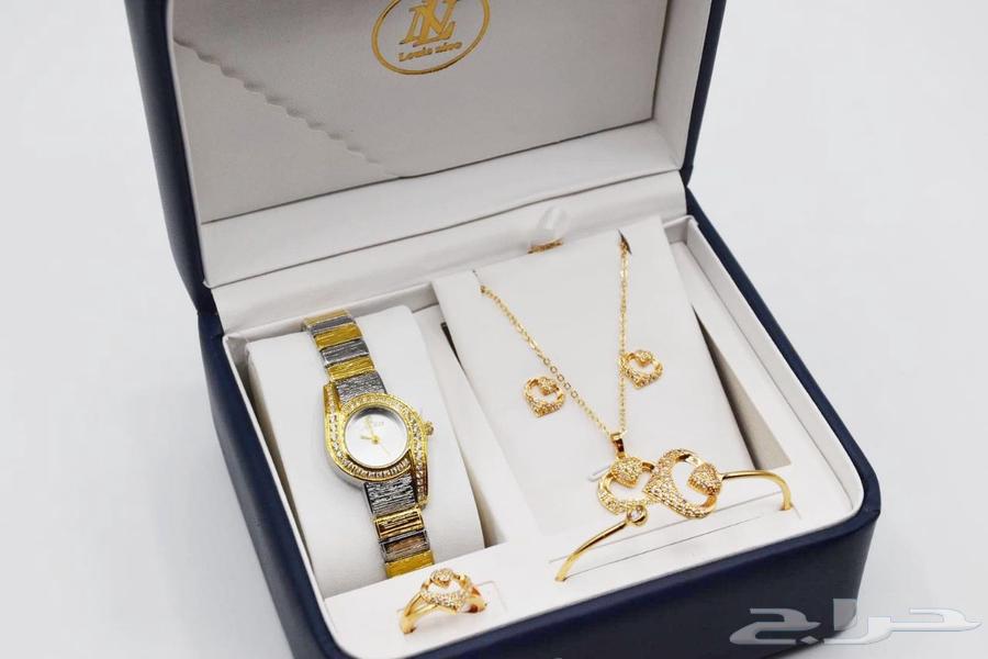 طقم هدايا كامل لون ذهبي (ساعة دائرية)64559057460353112