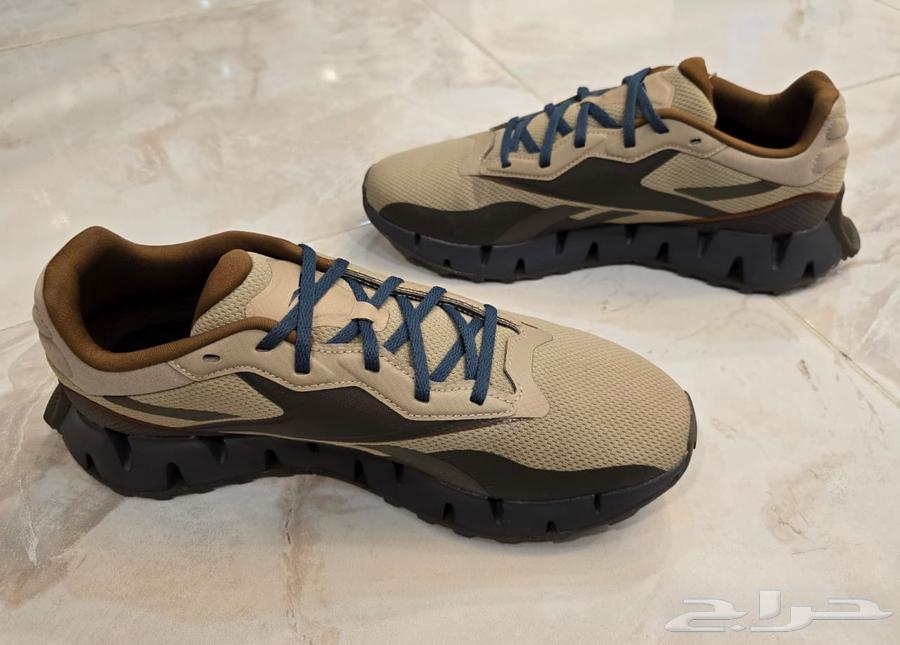 ريبوك. حذاء رياضي مقاس 43. جديد. أصلي فيتنامي64558197605761114