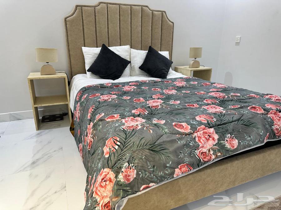 غرفة نوم للبيع شبه جديده64556427388675113