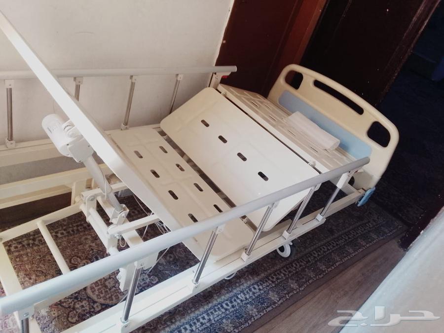 سرير كهربائي متحرك للبيع64559996031747110