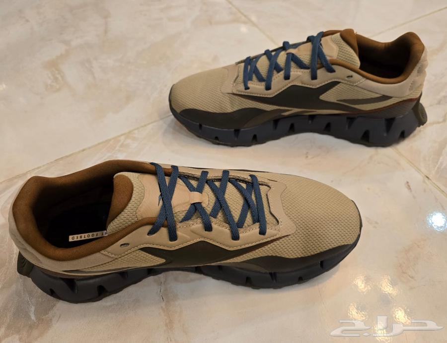 ريبوك. حذاء رياضي مقاس 43. جديد. أصلي فيتنامي64558197605761112