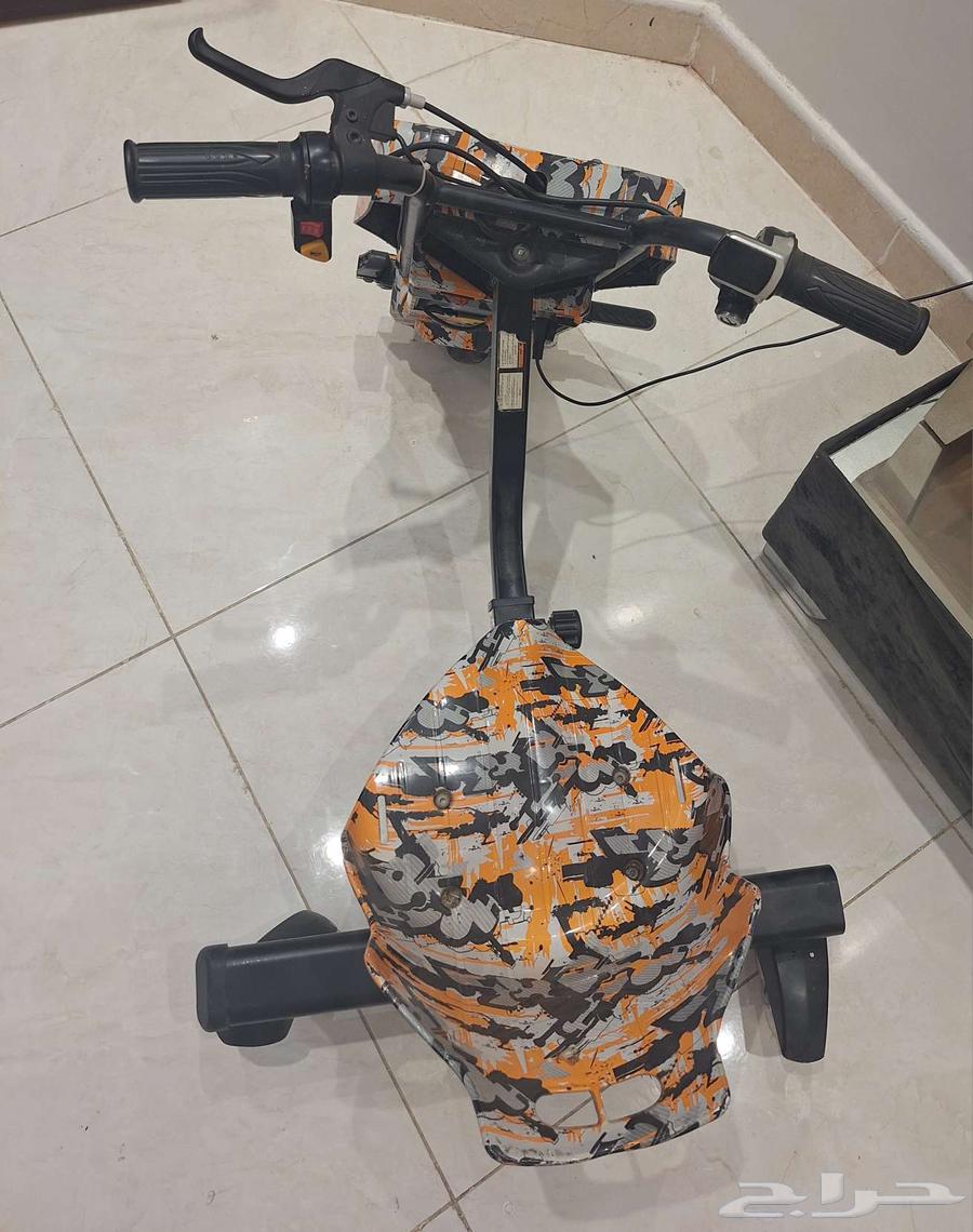 Clean scooter, must be working with charger and key64555800755969110