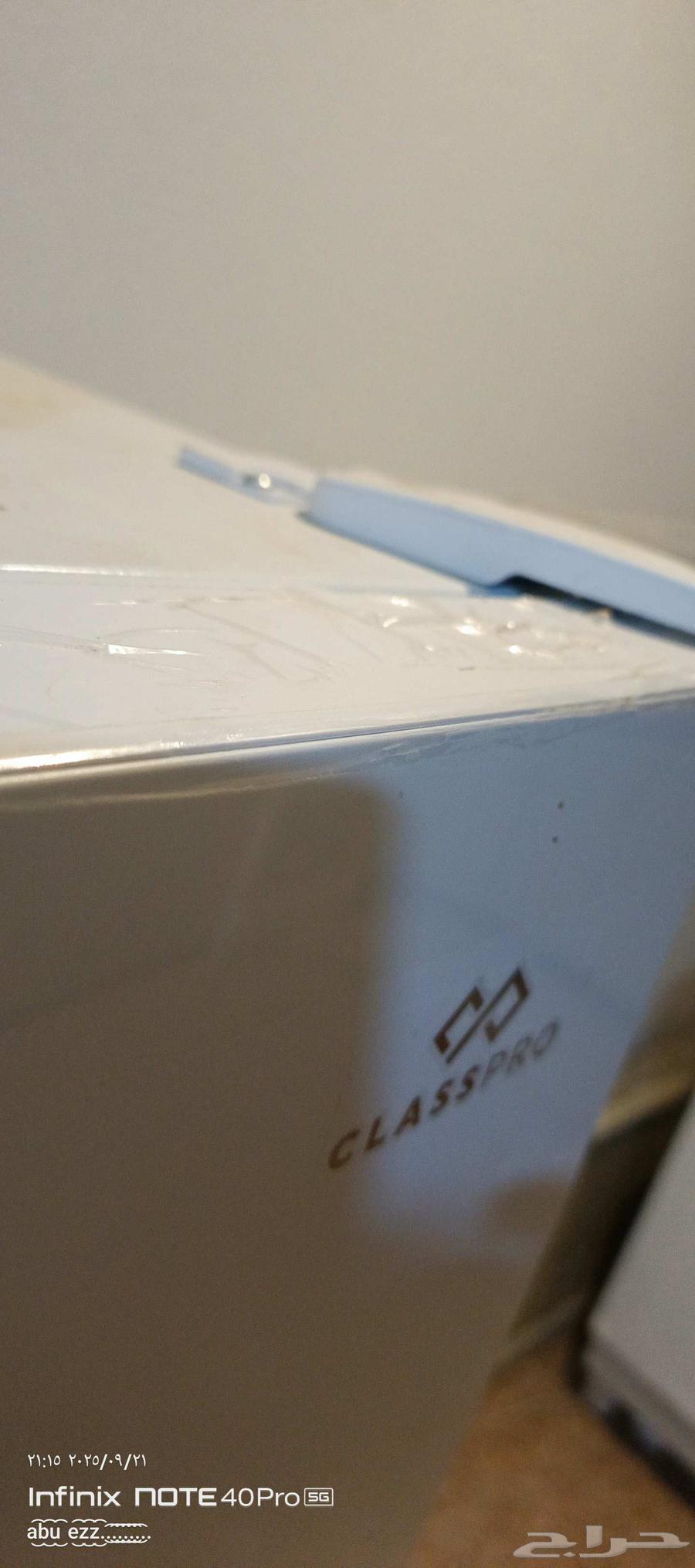 ثلاجة شبه جديدة64561179954690113