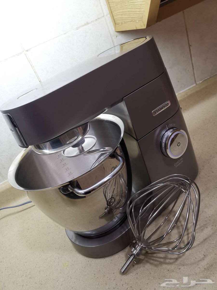 عجانة كينوود حجم 1700 واط مع ملحقاتها64562109528578114