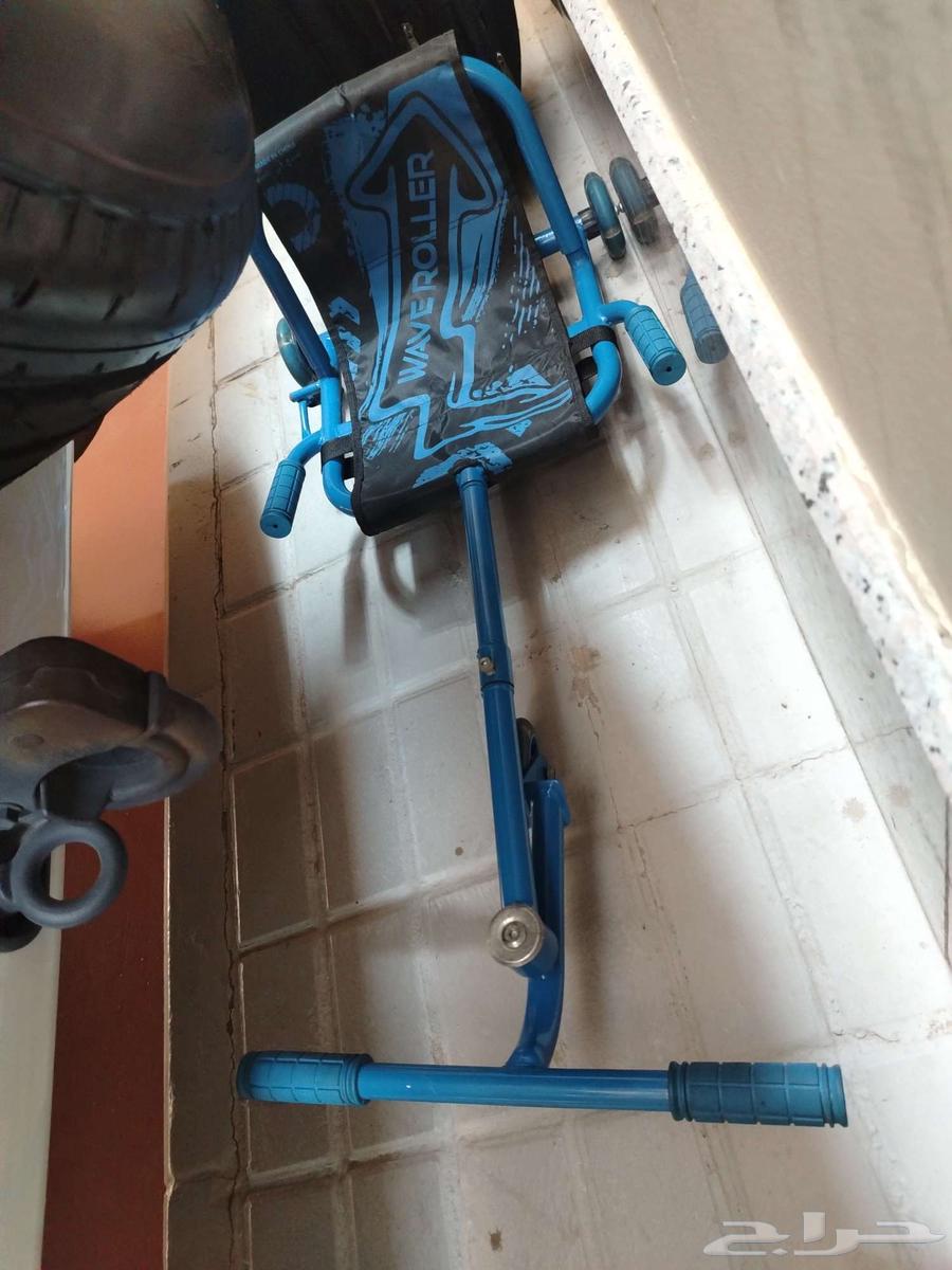 Electric scooter does not work without charger and regular scooter for children64558017593346113