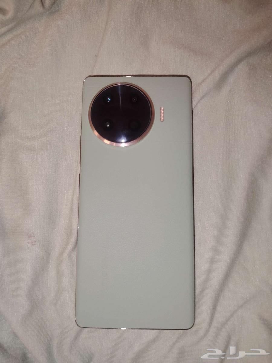 Tecno Spark 20 Pro Plas Mobile64558072756737110