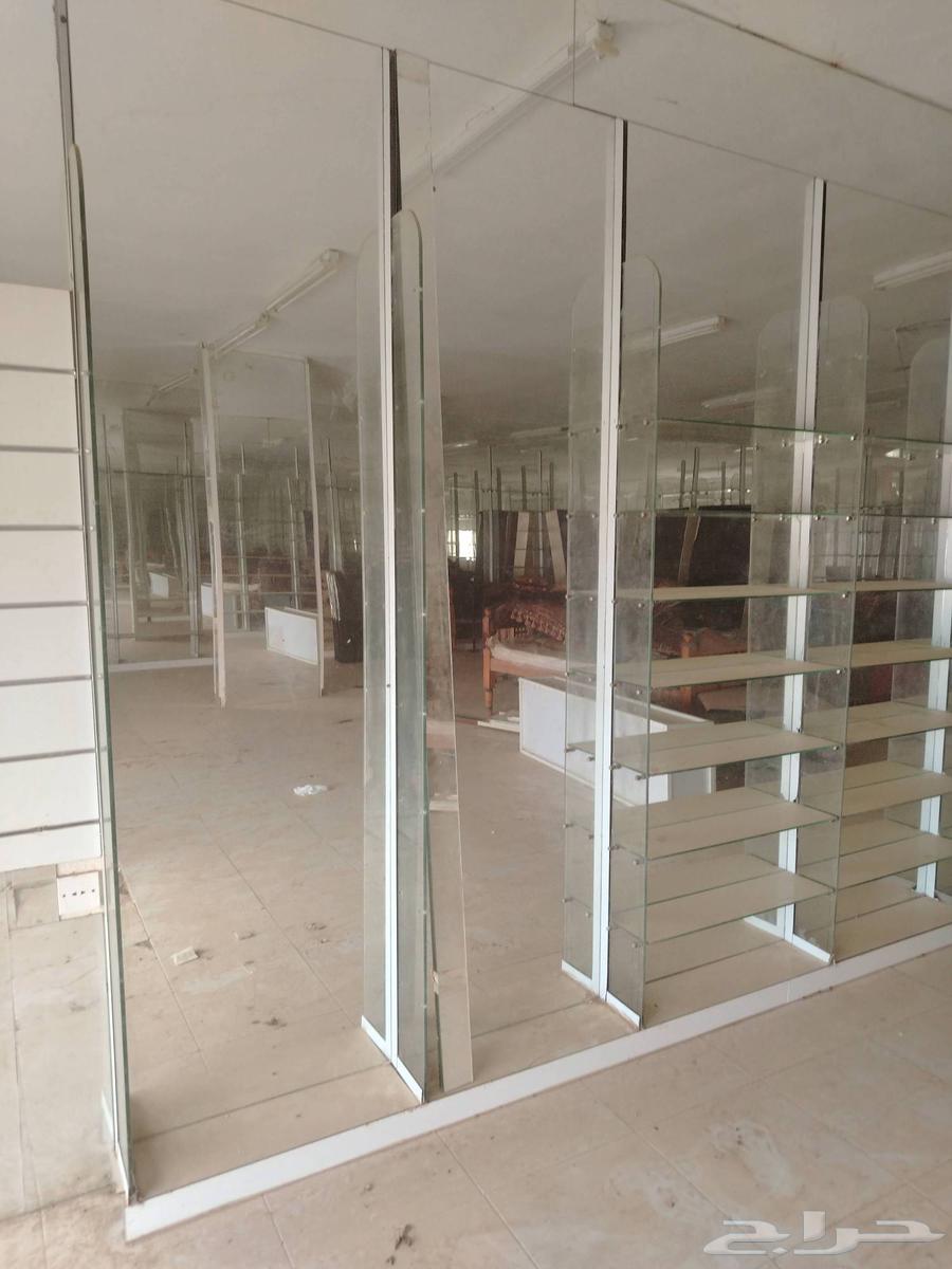 زجاج صيدليه للبيع64555743844354112