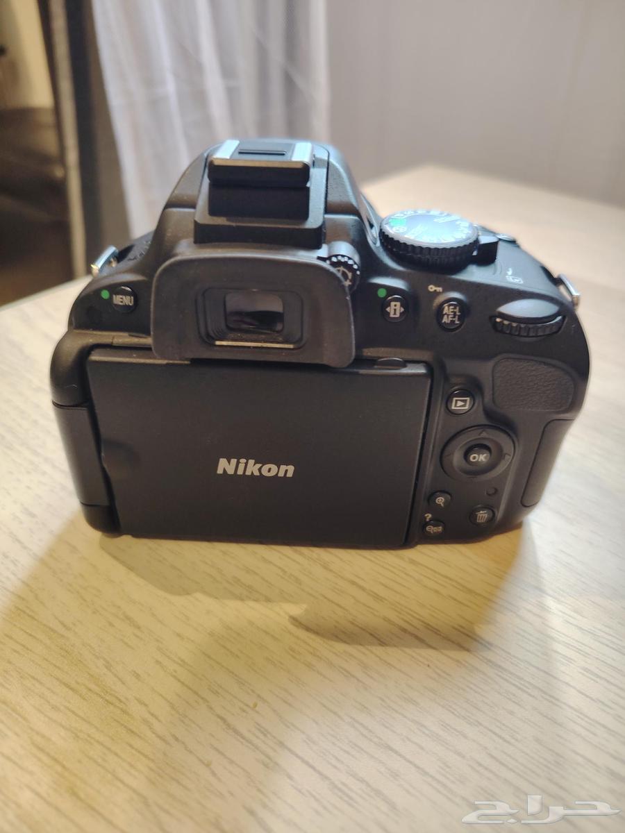 كاميرا نيكون D510064557154717827112