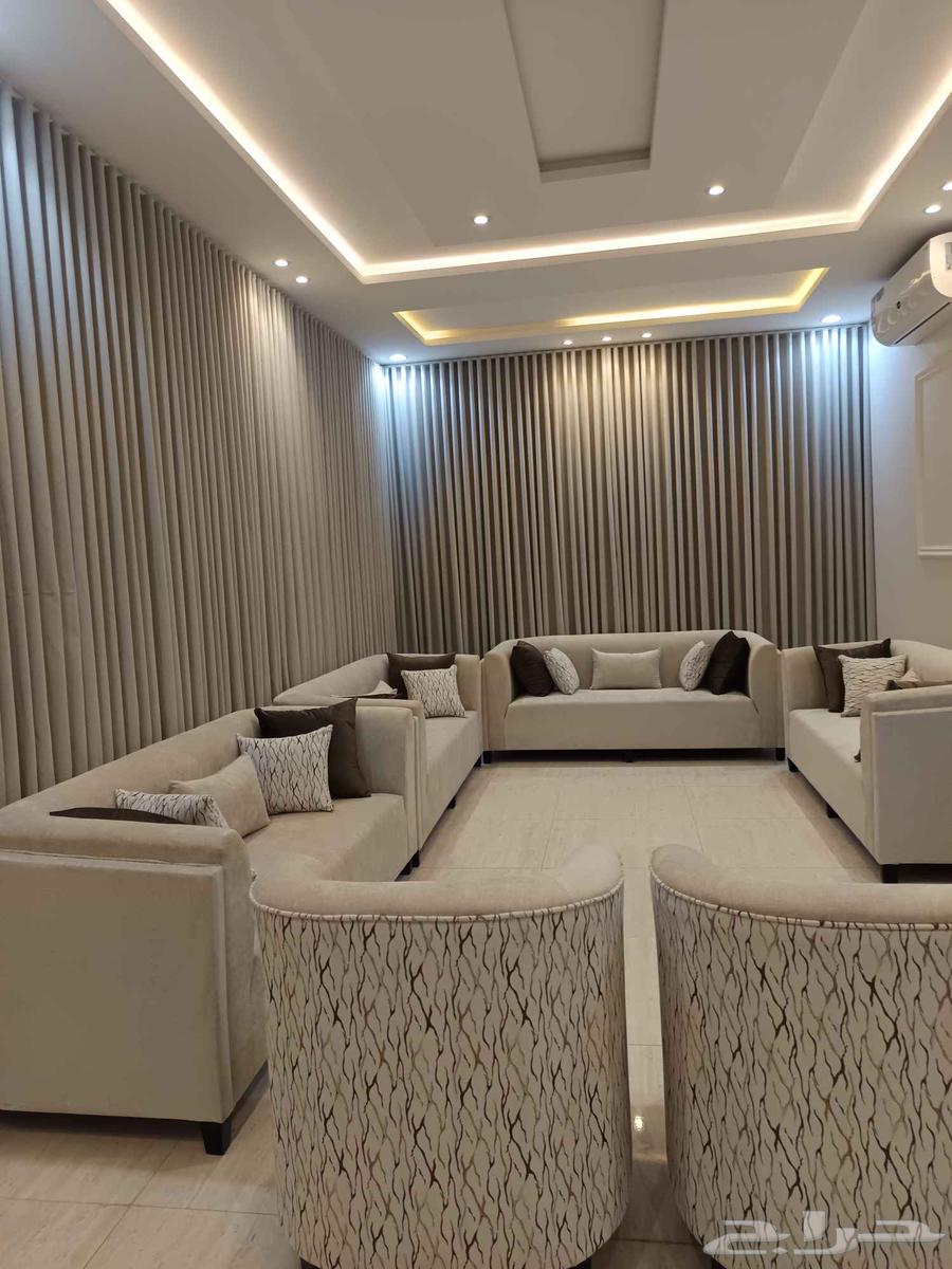 Wifi curtains and sofa64562515578882111