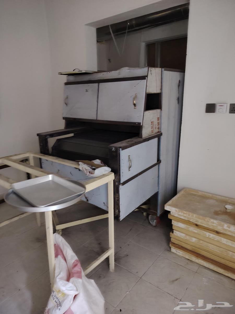 بيع اغراض مخبز دورا وسير64562586371331112