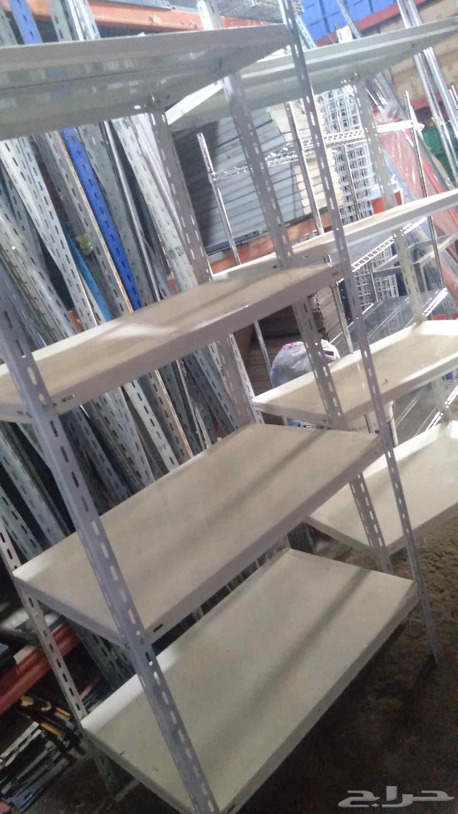 Various shelves in different sizes and shapes, used and new, at a reasonable price64555828604419114