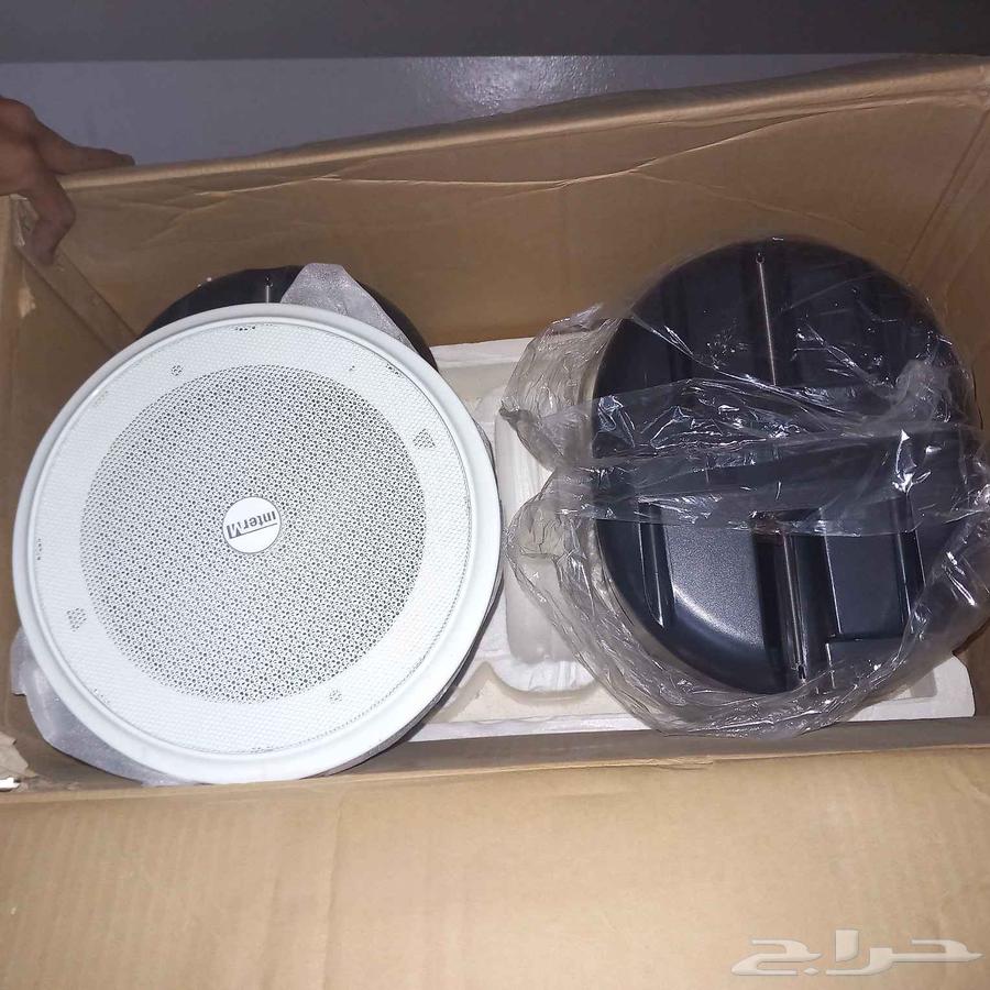 Audio devices, amplifiers, and headphones64562600780547112