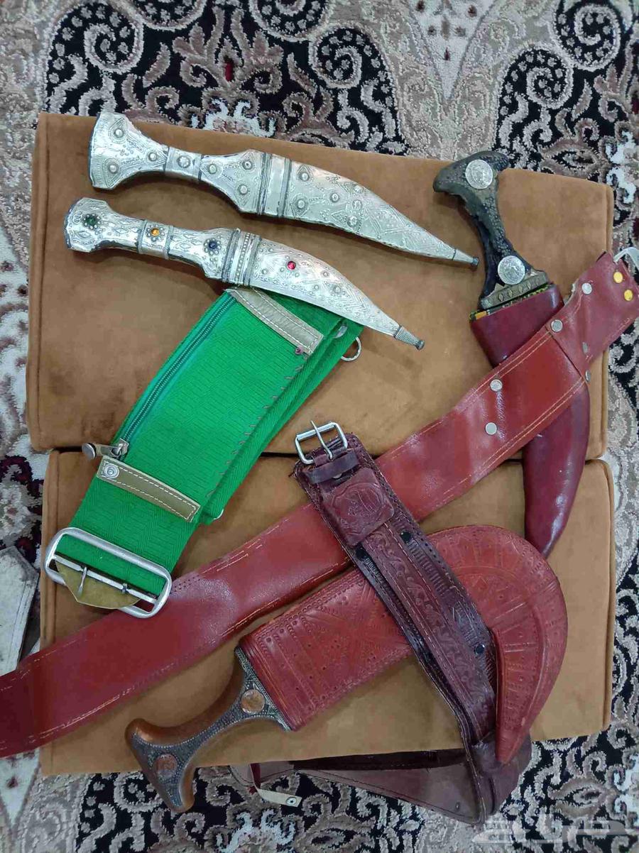 خناجر او شبريه قديمه تراثيه لها 40 سنه64555786642306112