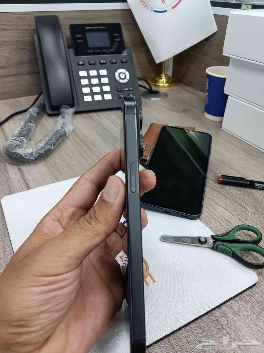 ايفون 15 بروماكس بحاله ممتازه جدا64561063399938111