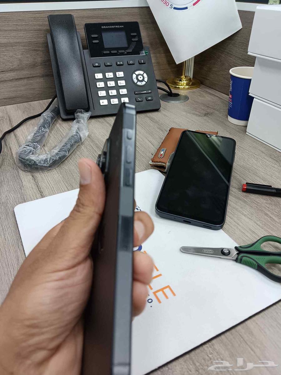 ايفون 15 بروماكس بحاله ممتازه جدا64561063399938112