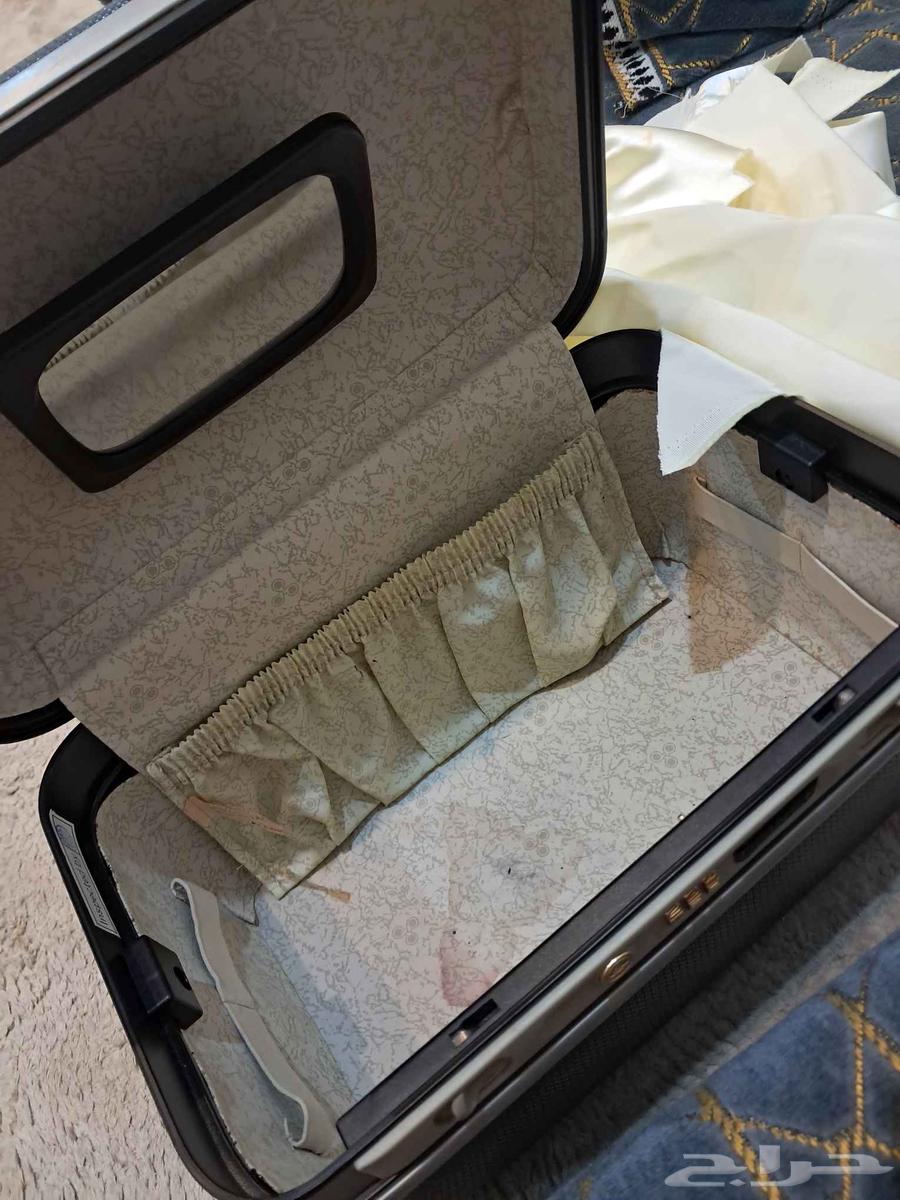 حقيبه قديمه انتيكه64560487609601111