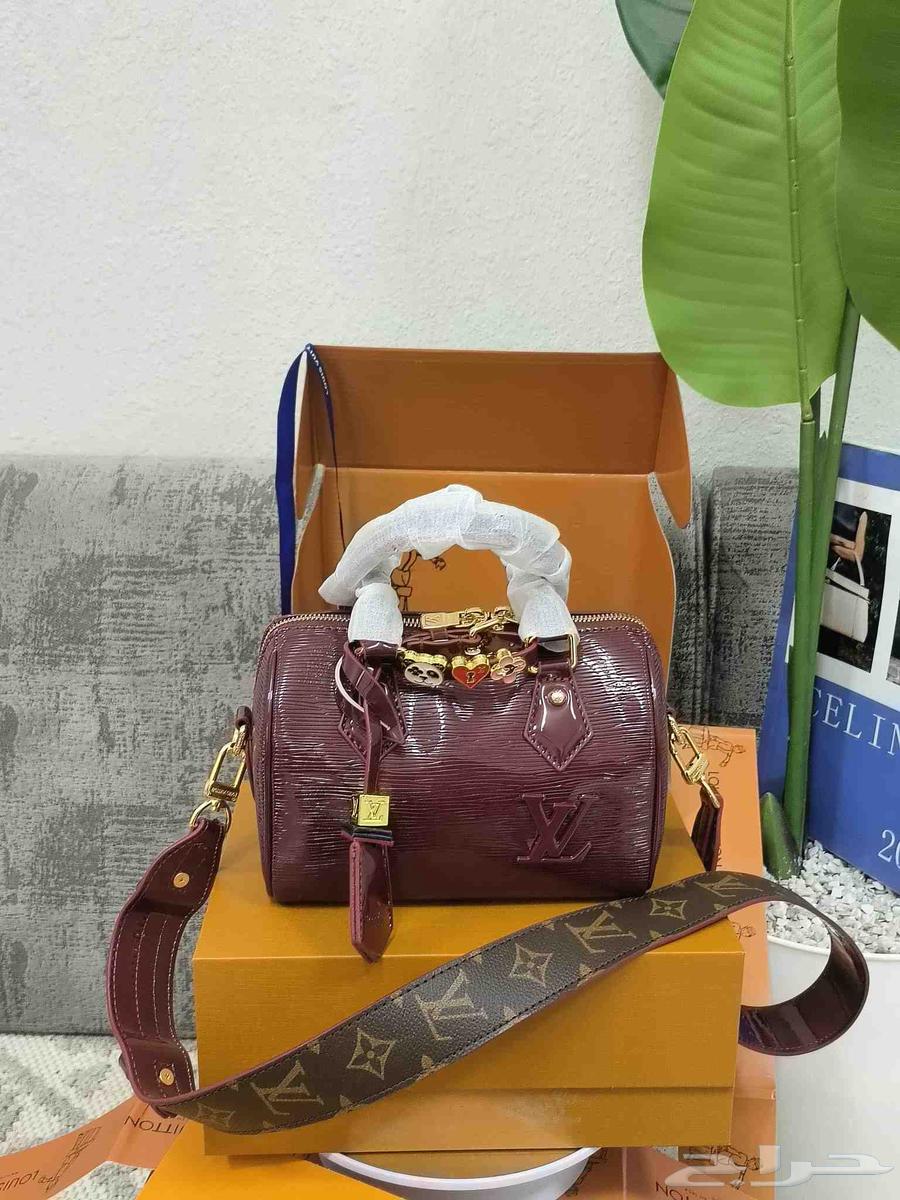 شنط ماركت الجديده جمله وقطاعي64554551896449112