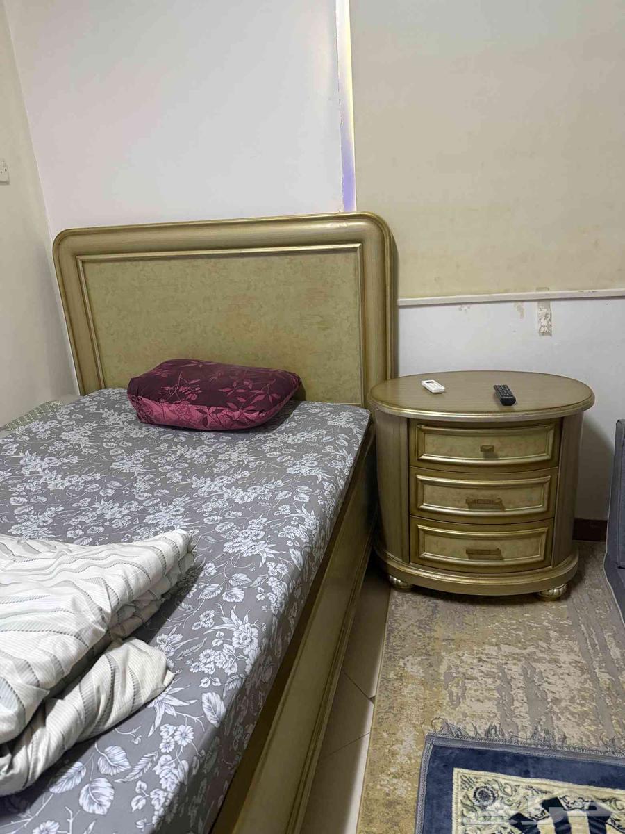 أثاث للبيع كله بحالة ممتازة64558433509635112