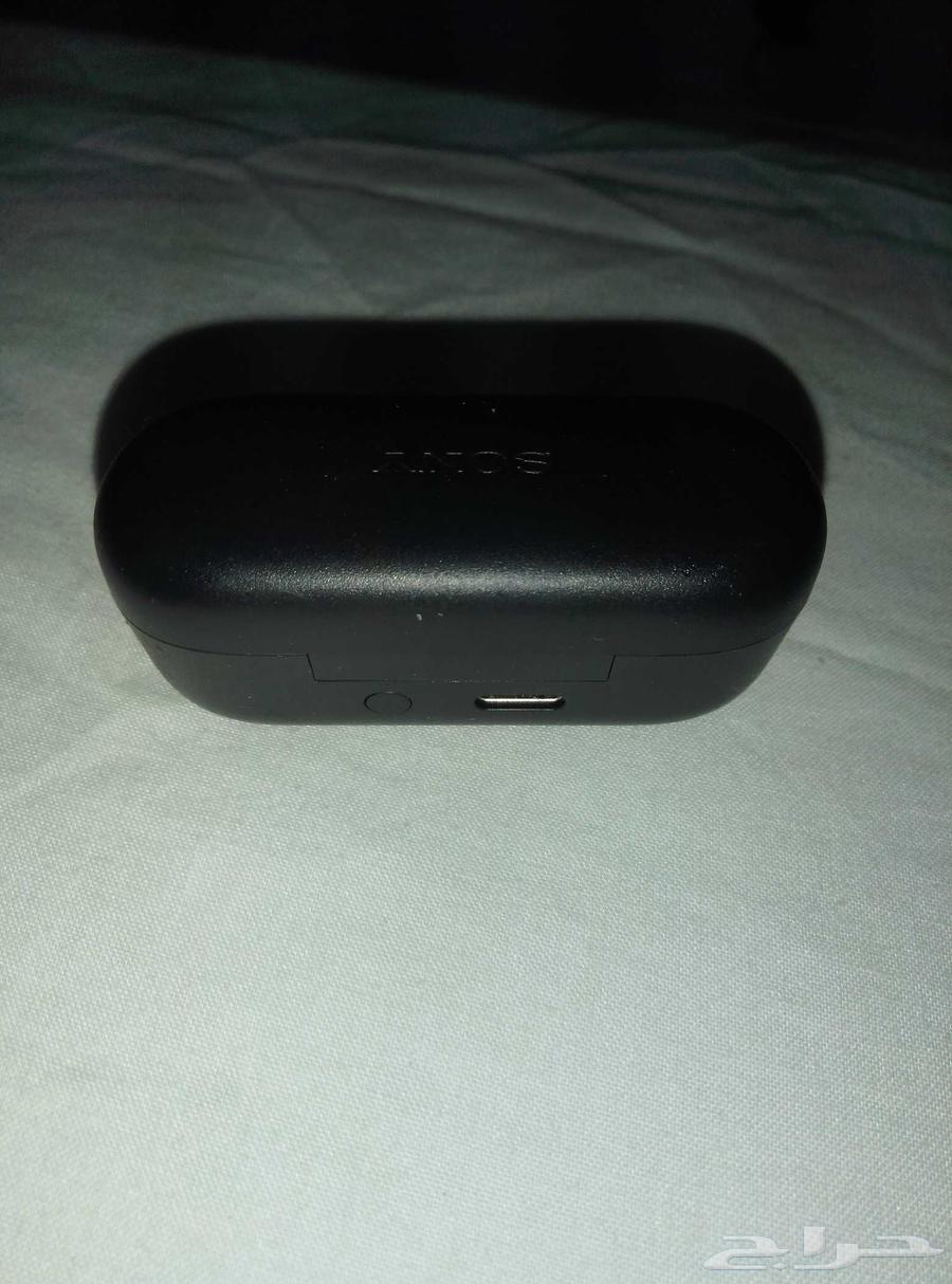 (Sony headphone case) New, used only 4 times, without headphones64560572429315111