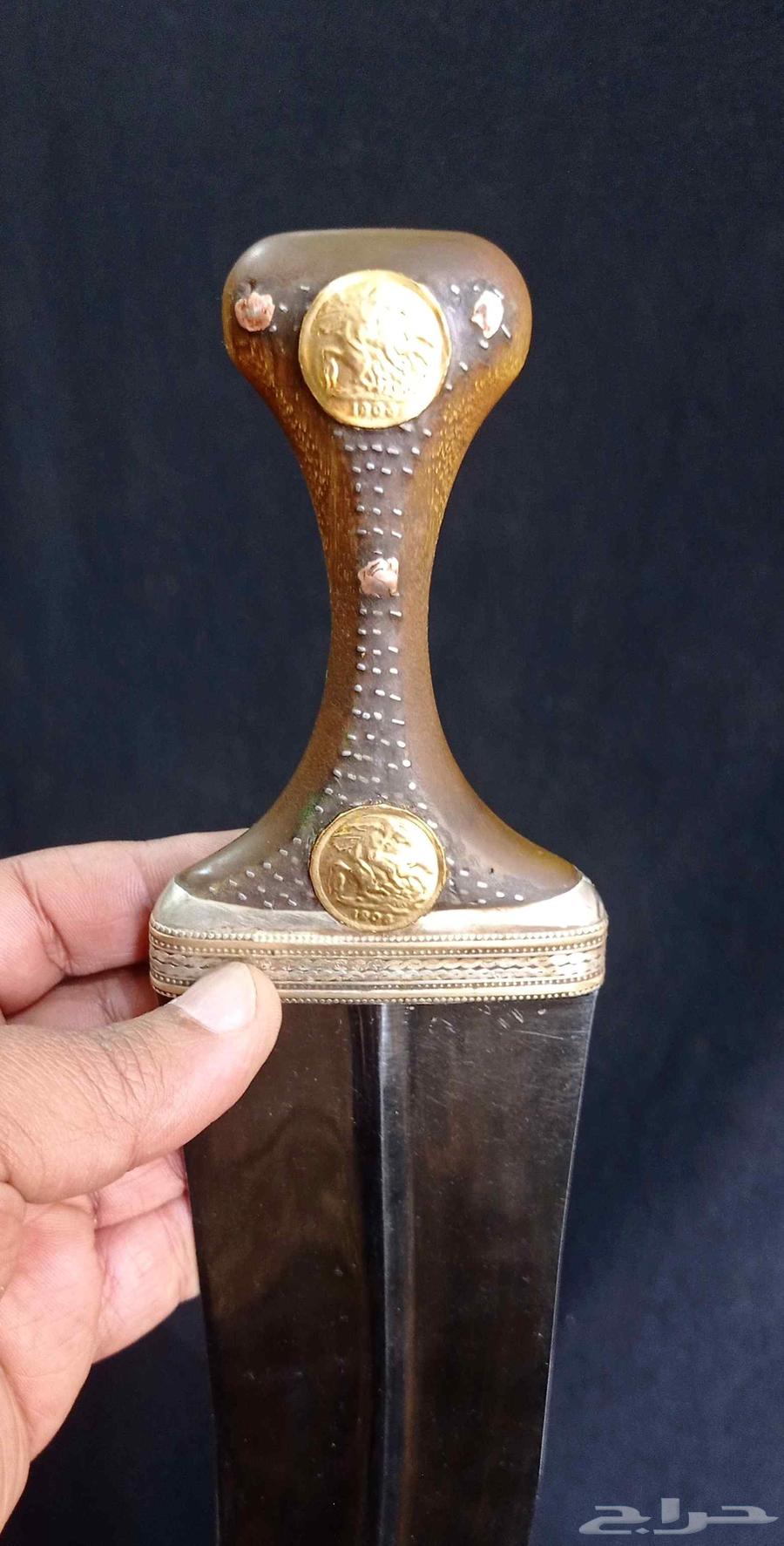 جنبيه زراف قديم64517875026690110