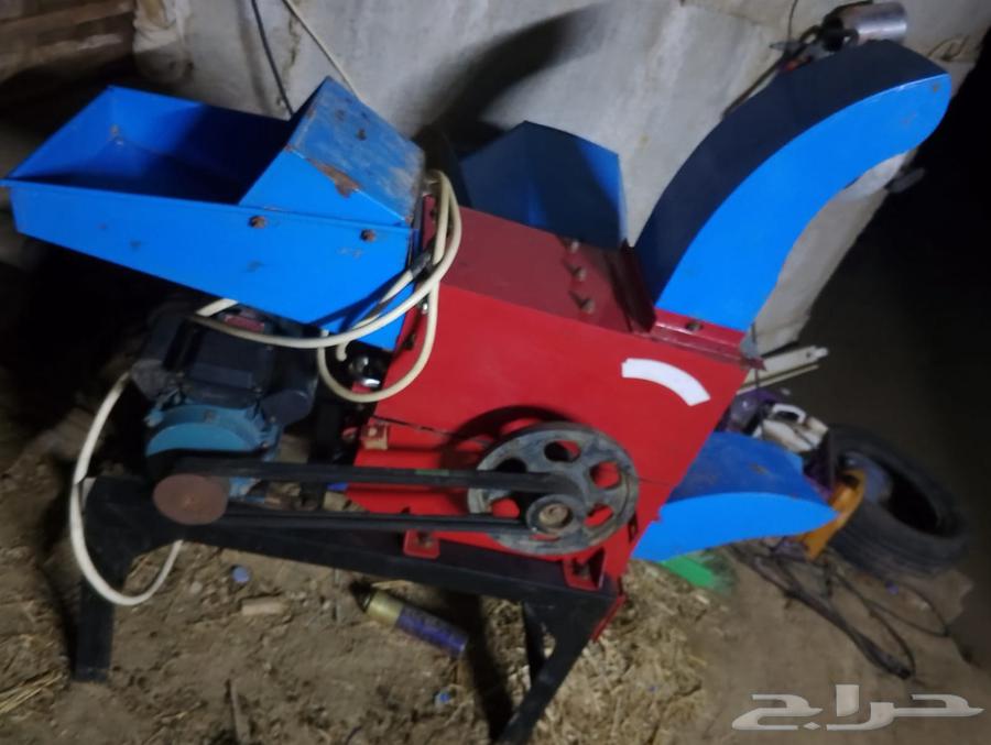 مكينة جاروشة أعلاف بحالة ممتازة64560614200450113