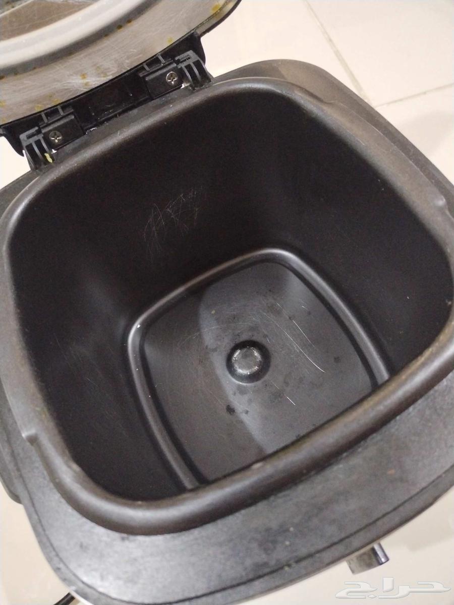 Fried potatoes with meat, and you can cook anything in it, chicken, fish64553440065794112