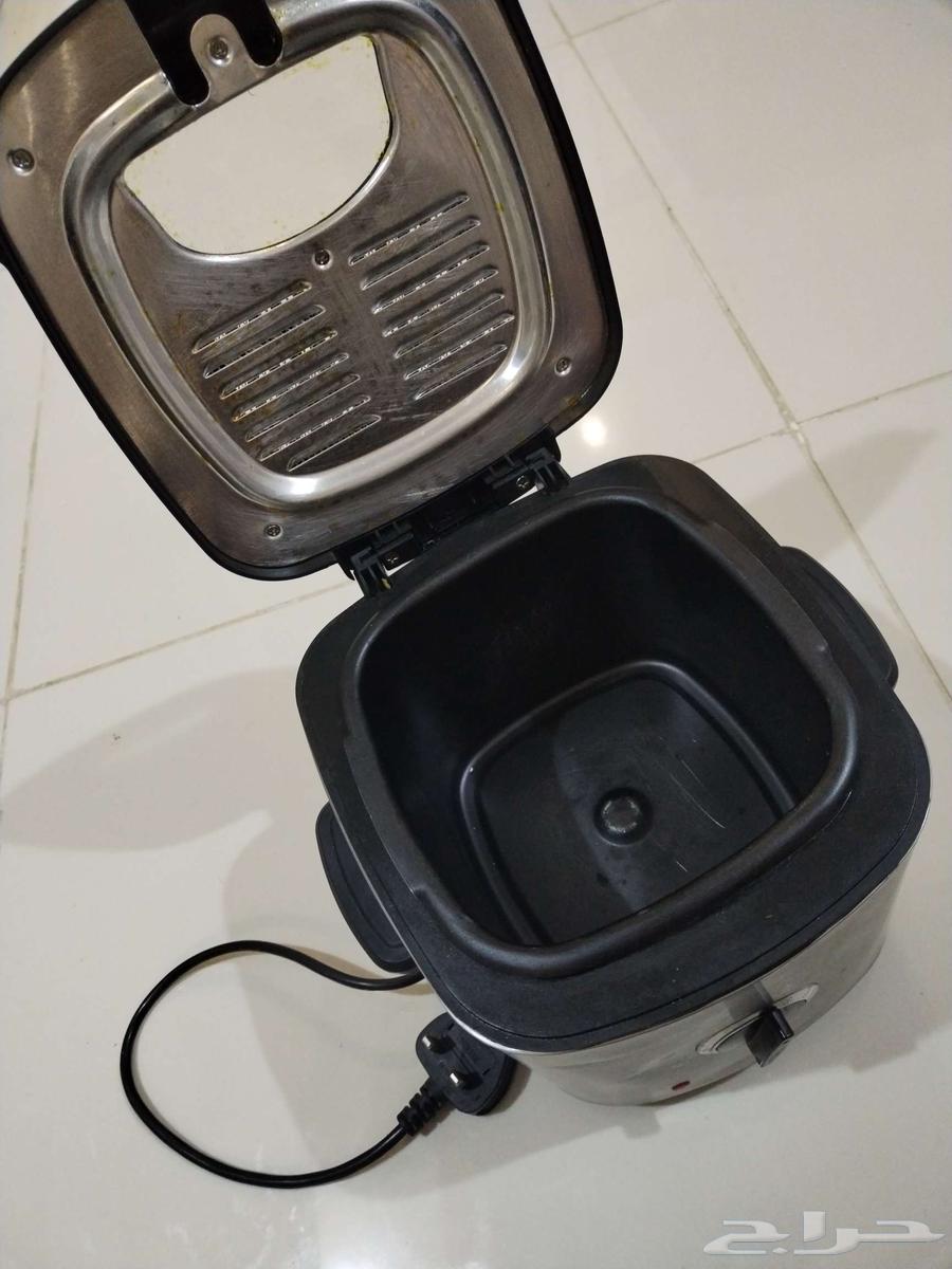 Fried potatoes with meat, and you can cook anything in it, chicken, fish64553440065794111