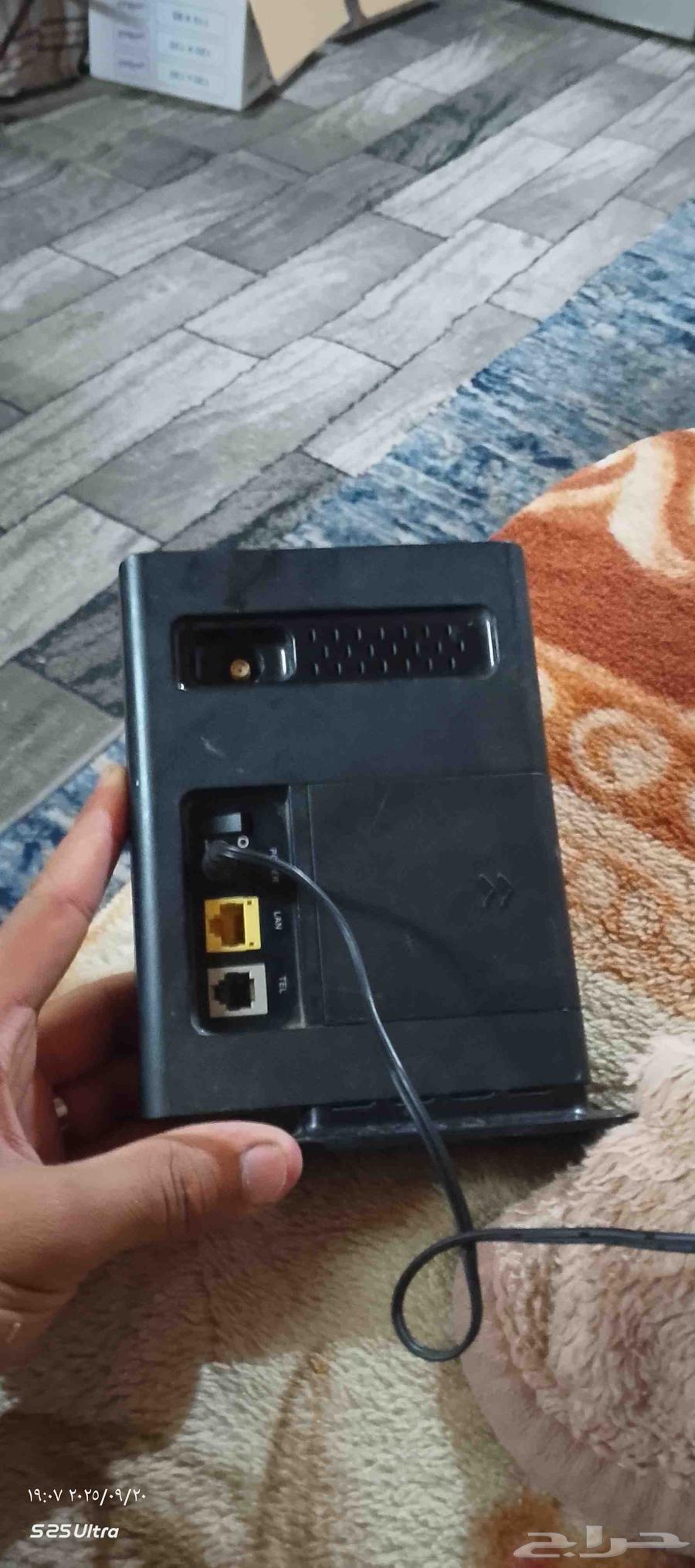 Zain 4G router works with cameras and mobile phones64559617665538111