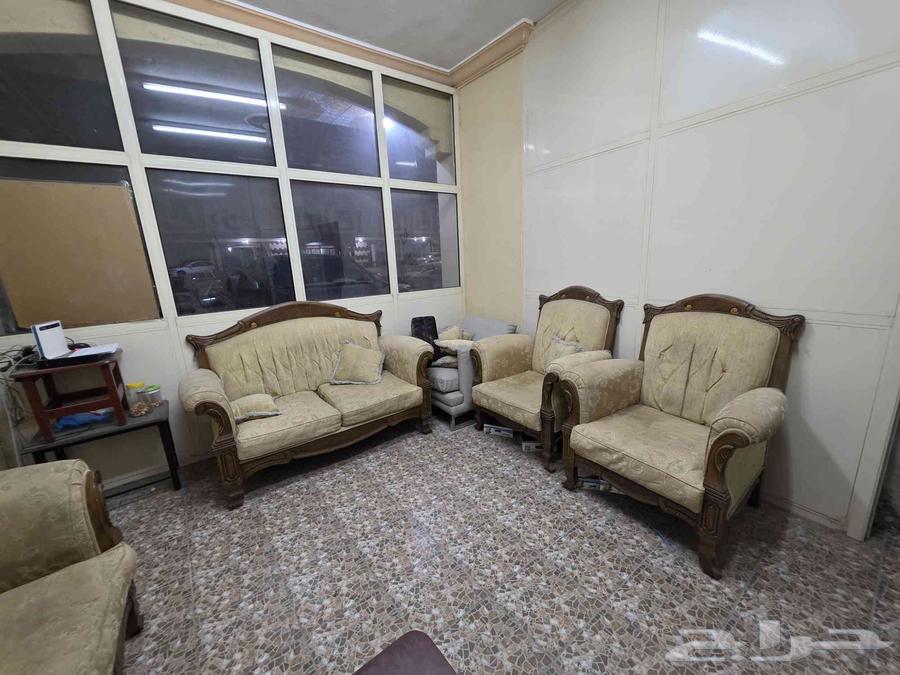 طقم كنب تركي اصلي مكون من سته قطع بحاله جيده64559715598337110