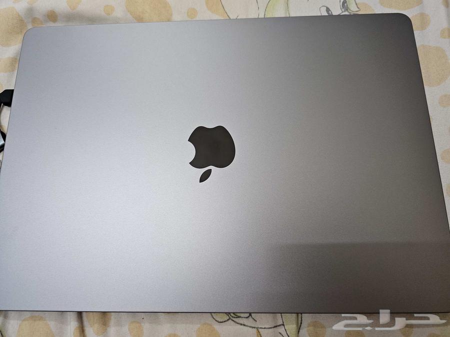 MacBook Air 2024, brand new condition from Extra, 512GB storage, 16GB RAM64556328296706112