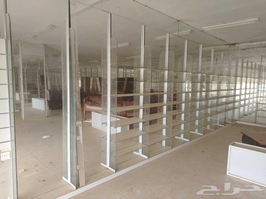 زجاج صيدليه للبيع64555743844354110