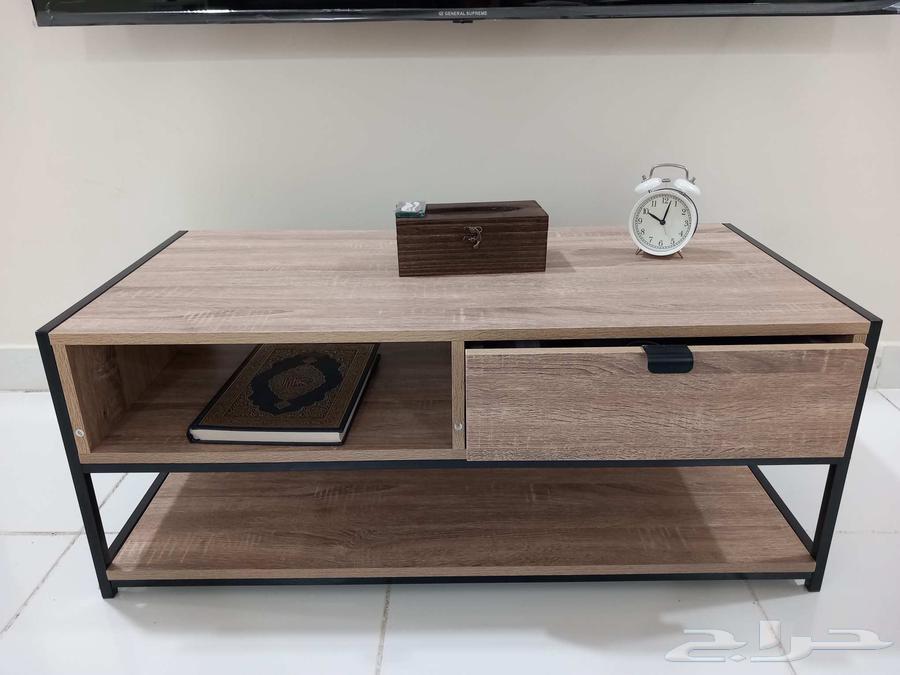 New bedroom table, used for two weeks, worth 365, came with a small one on it64555701178243110