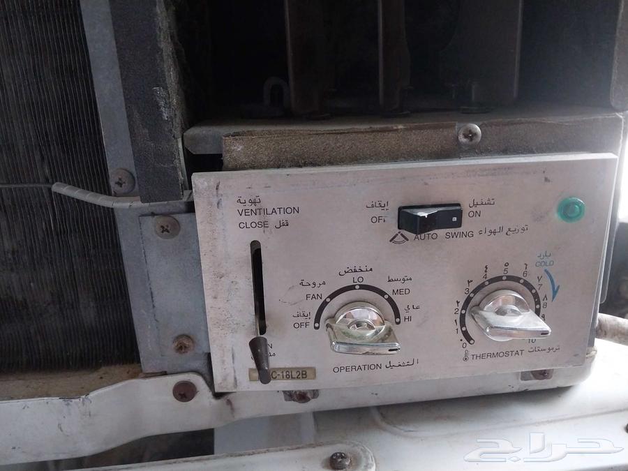 عندي مكيف شباك وبراده للبيع علي السوم مستخدم نضيف شغال ما في64563236407938113