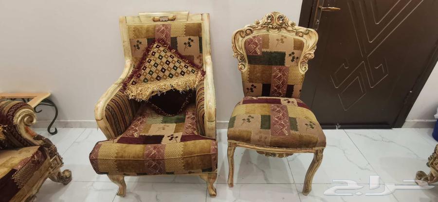 Sitting set, two air conditioners, a washing machine, and a refrigerator64557217849730113