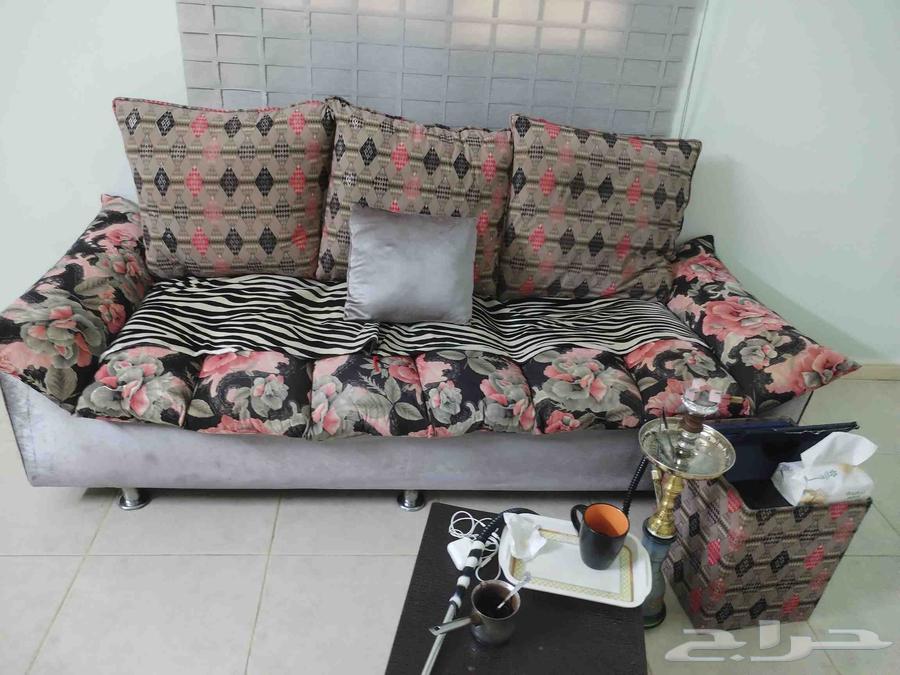 Clean sofa set64556413378690112