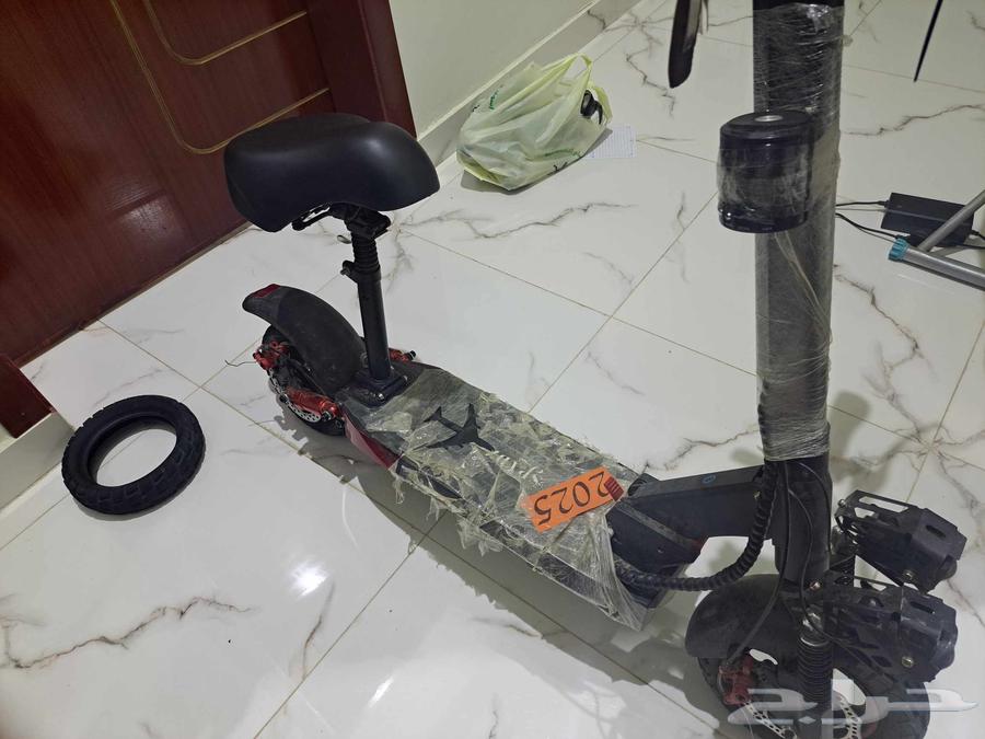 سكوتر الوحش 48 فولت ما يشتكي من شي عزمه قوي واقد انزل سعره64561165509249111