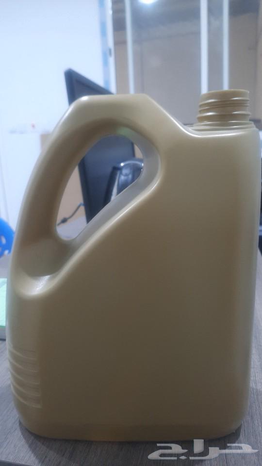 Selling 4-liter plastic jerrycans, quantity 4200 pieces, new without caps64555644828931111