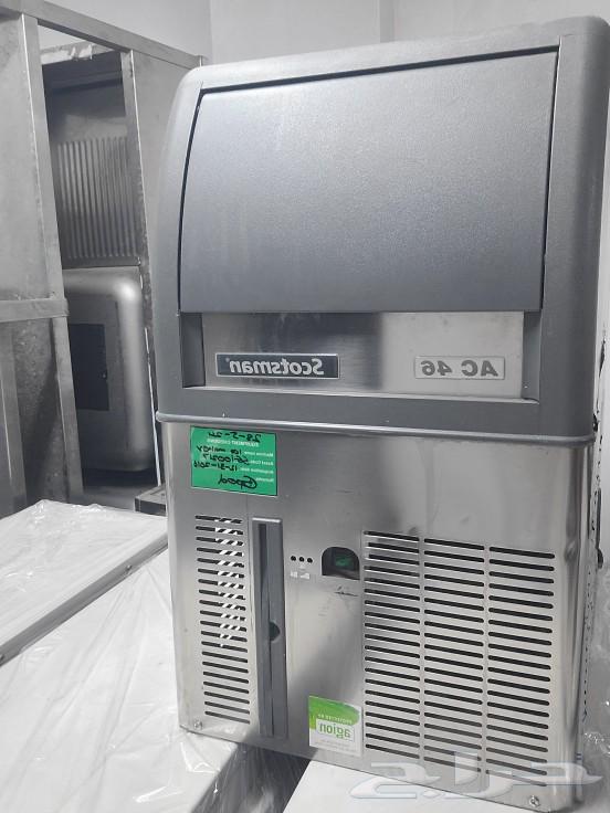 صانع الثلج نوع ايطالي مستخدمه شبه جديد64553794413570110